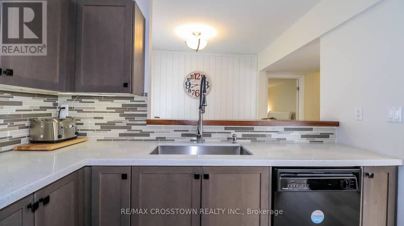706 Reid Street — photo 20 of 38