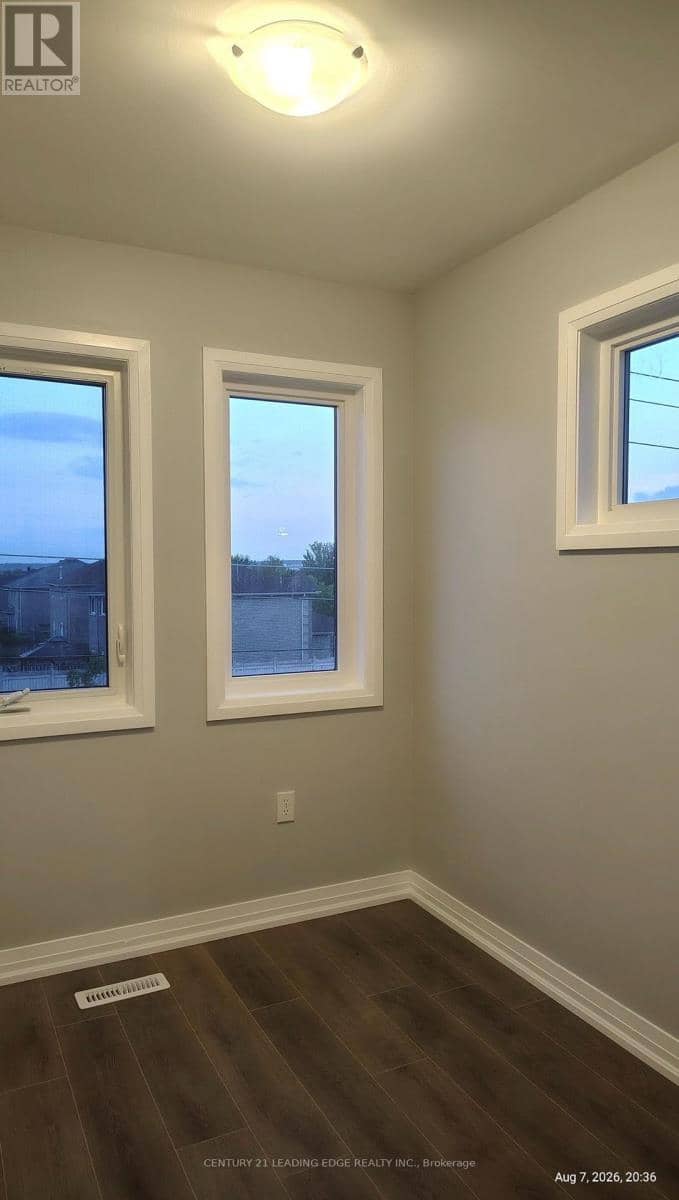 109 Fairlane Avenue S — photo 11 of 18