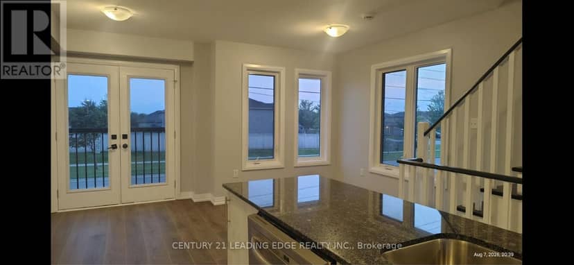 109 Fairlane Avenue S — photo 4 of 18