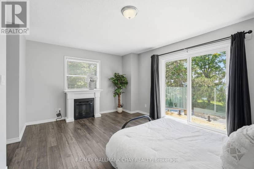 4 - 1 Olive Crescent — photo 24 of 40