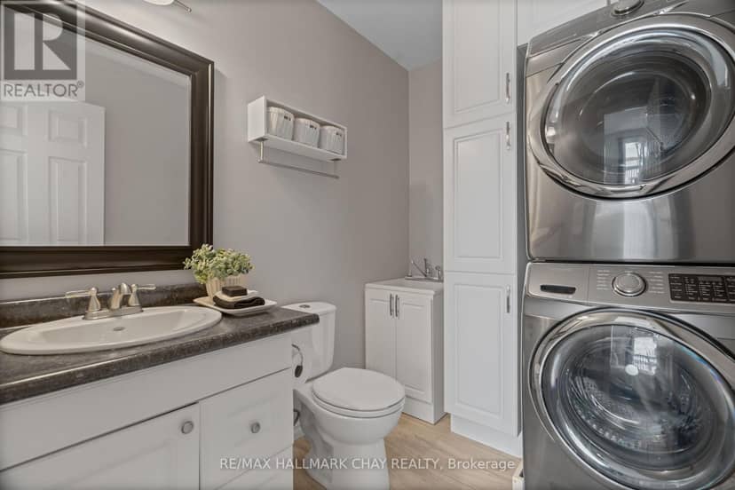4 - 1 Olive Crescent — photo 27 of 40