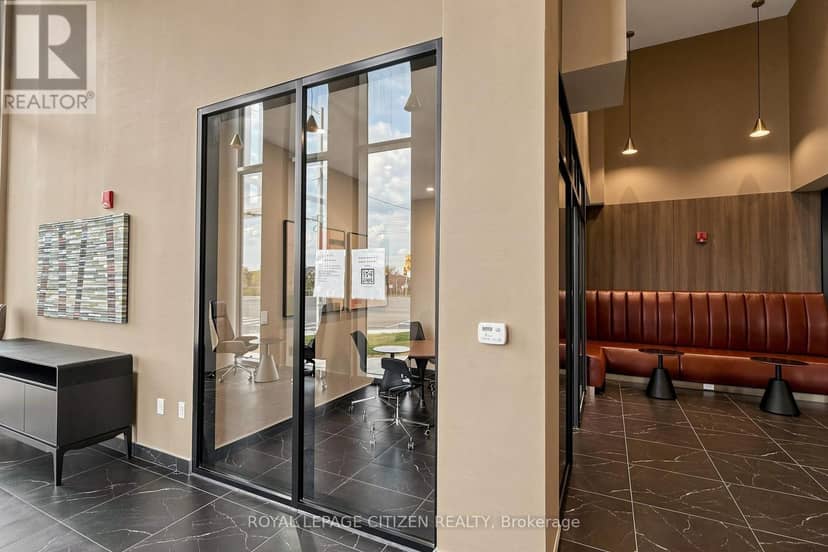 246 - 1005 Dundas Street E — photo 10 of 33