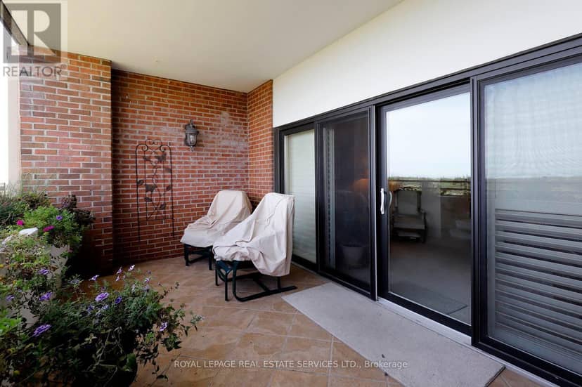 1103 - 965 Inverhouse Drive — photo 19 of 40