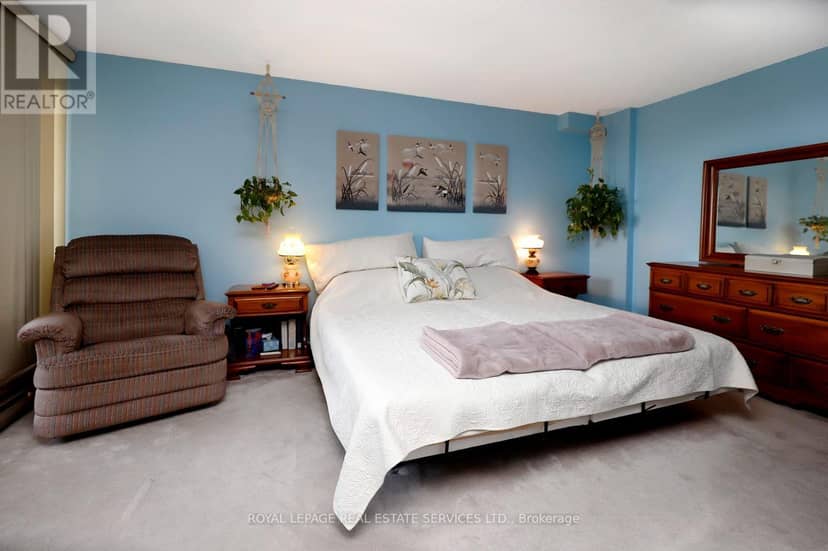 1103 - 965 Inverhouse Drive — photo 26 of 40