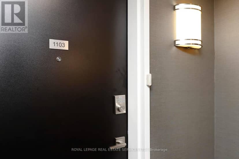 1103 - 965 Inverhouse Drive, Mississauga, photo 4
