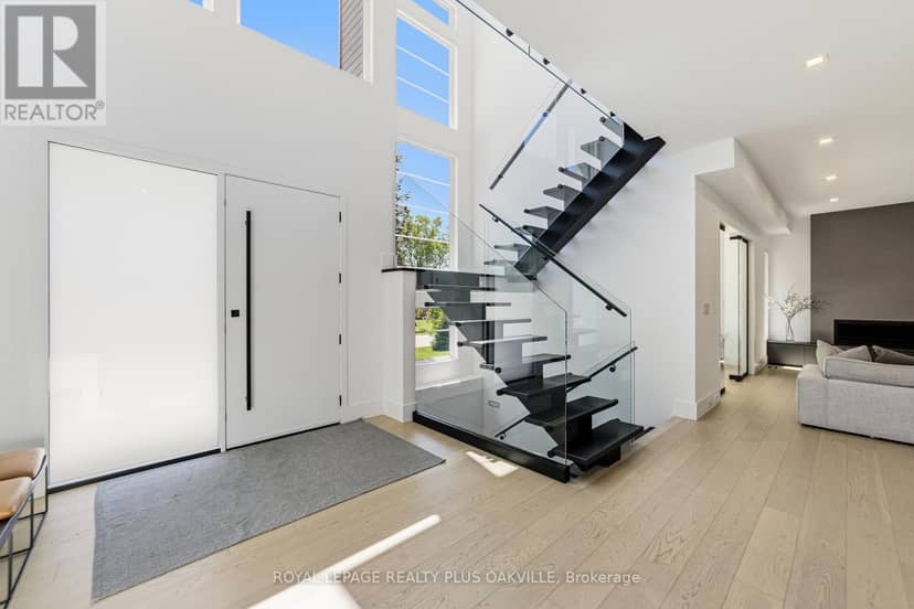 1189 Tisdale Street — photo 3 of 24