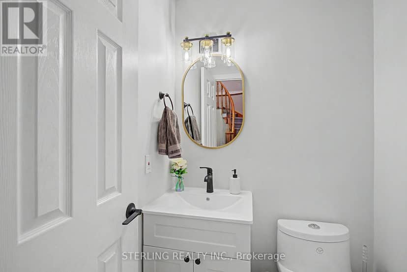 72 Sunforest Drive — photo 17 of 37