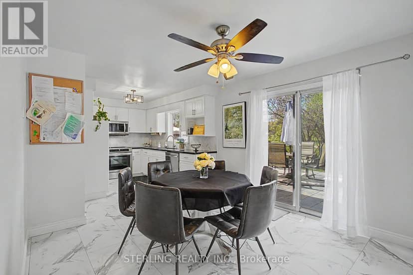 72 Sunforest Drive — photo 3 of 37