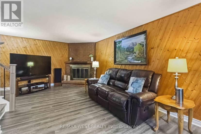 41 Winterfold Drive — photo 25 of 33