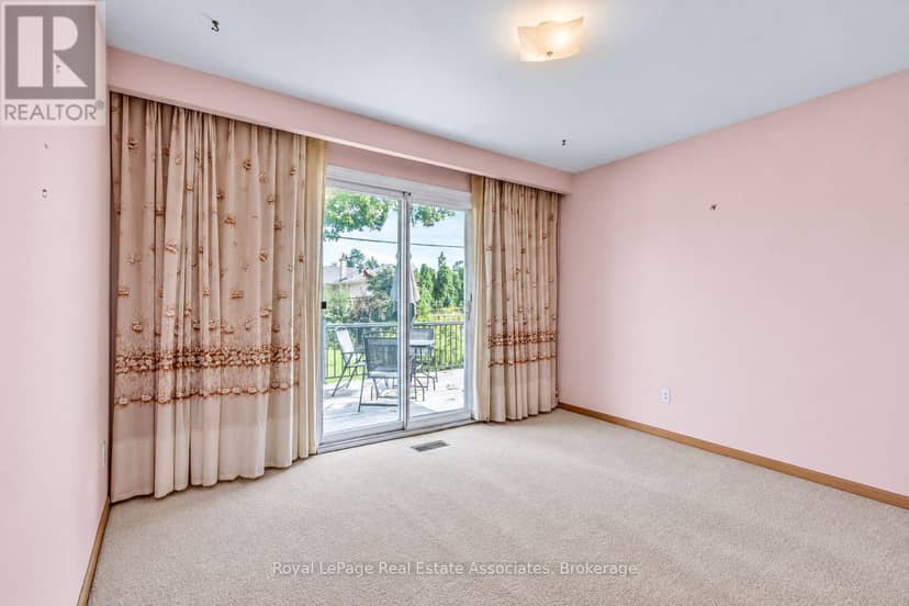 59 Stapleton Drive — photo 19 of 40