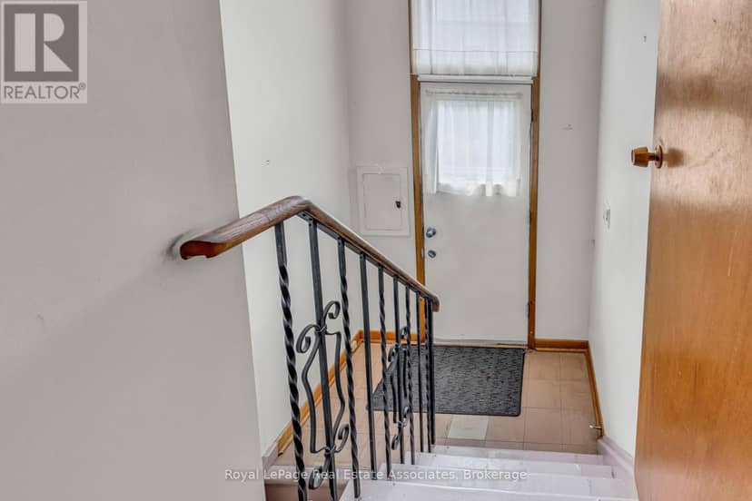 59 Stapleton Drive — photo 27 of 40