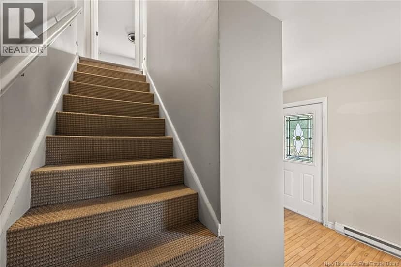 210 Broadway Street — photo 20 of 38