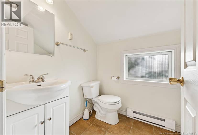 210 Broadway Street — photo 24 of 38