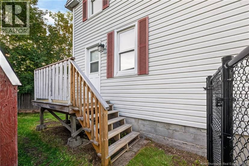 210 Broadway Street — photo 36 of 38