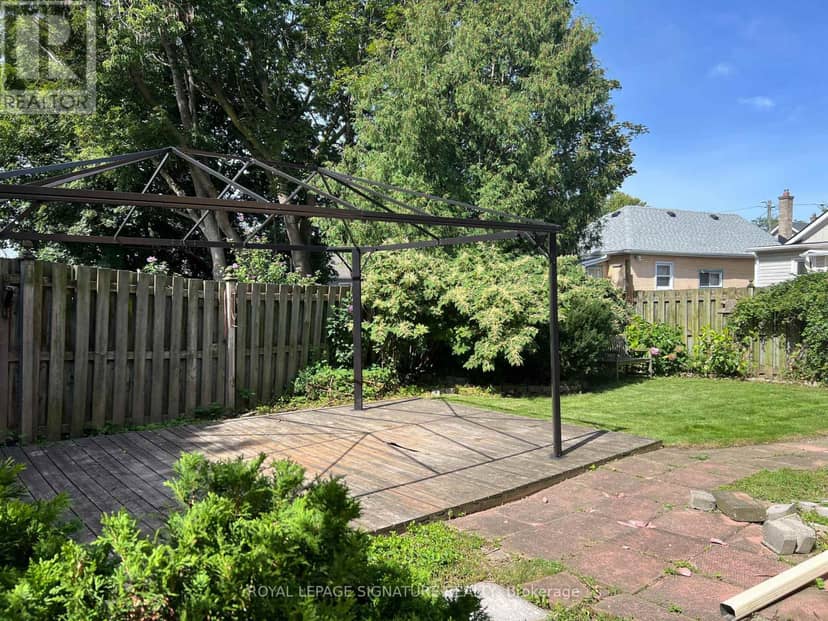 141 York Street — photo 34 of 36