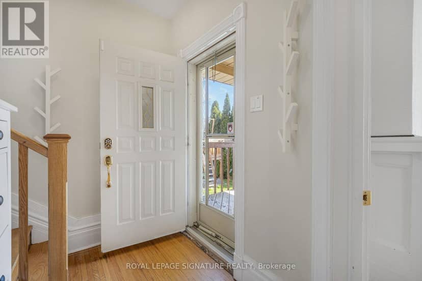 141 York Street — photo 6 of 36
