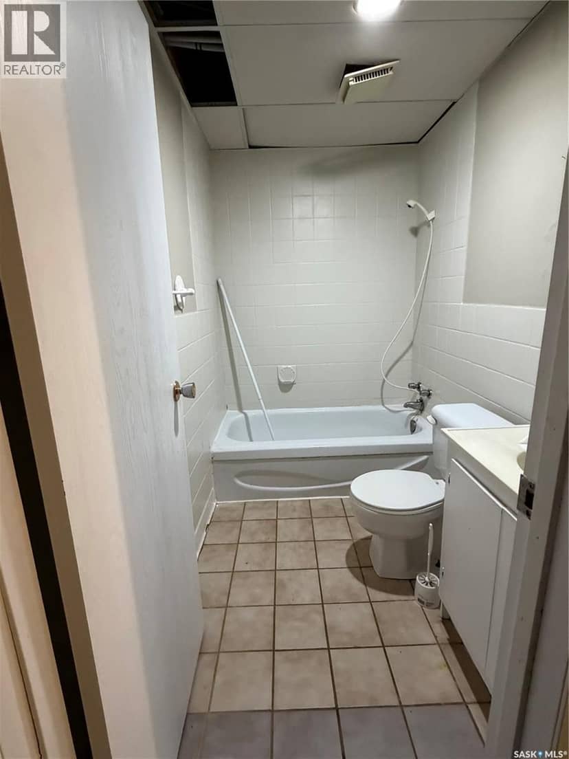 1405 4th AVENUE NW — photo 13 of 23