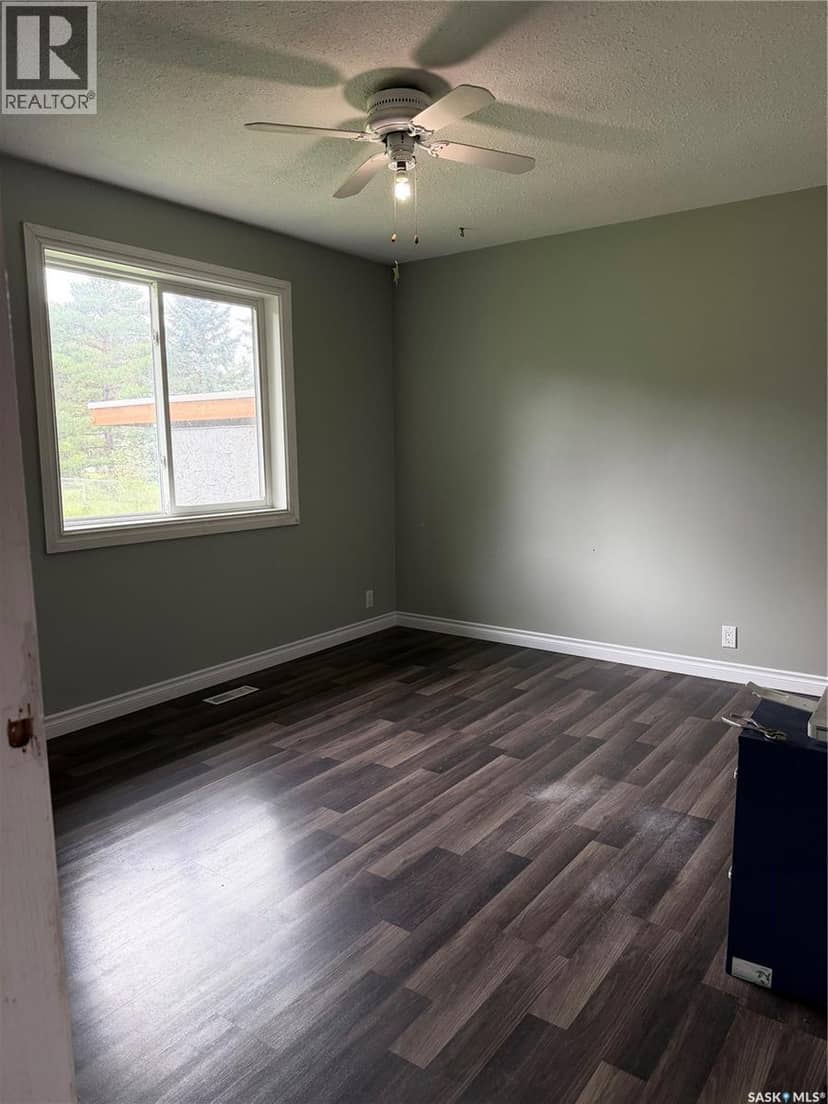 1405 4th AVENUE NW — photo 6 of 23