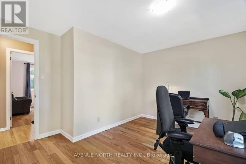 1674 Sansonnet Street S — photo 27 of 40