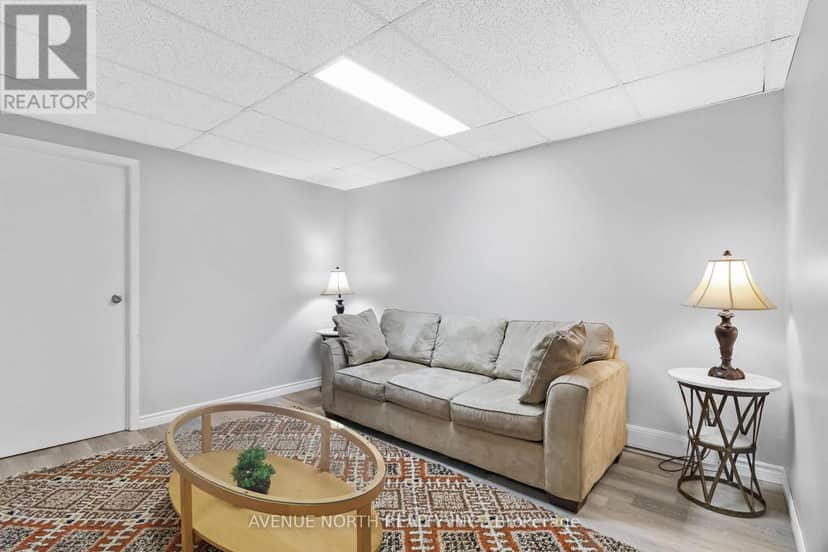 1674 Sansonnet Street S — photo 33 of 40