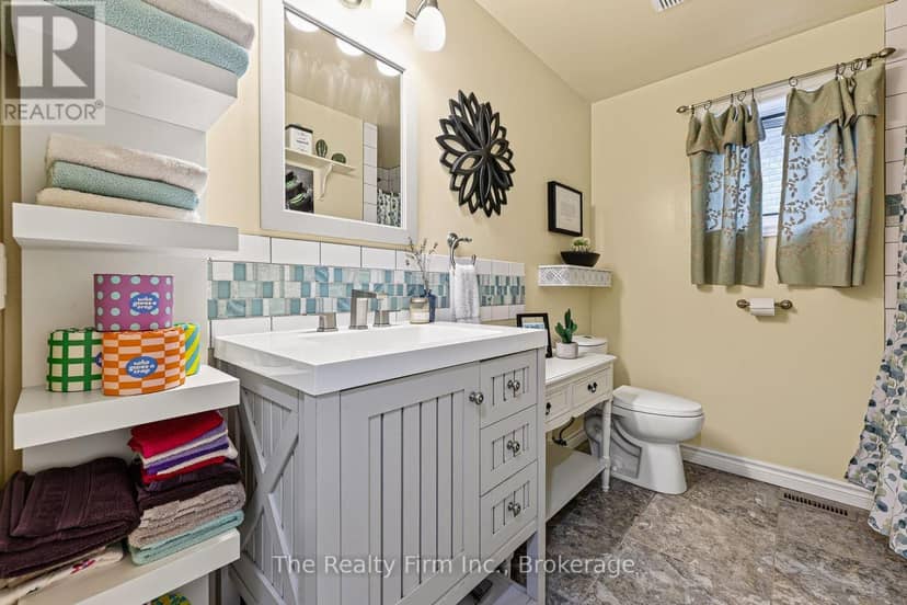 55 Mason Drive — photo 39 of 40