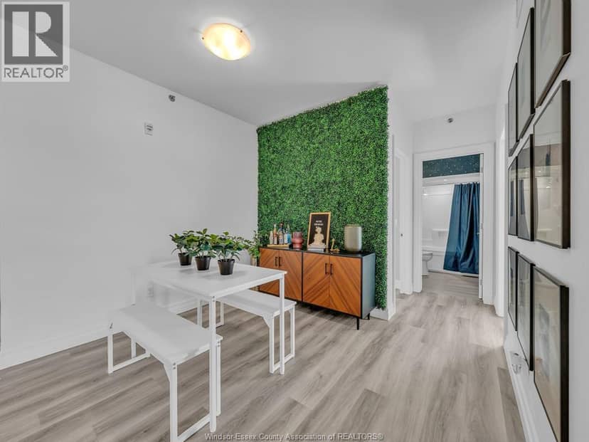 728 BROWNSTONE DRIVE Unit# 602 — photo 4 of 24