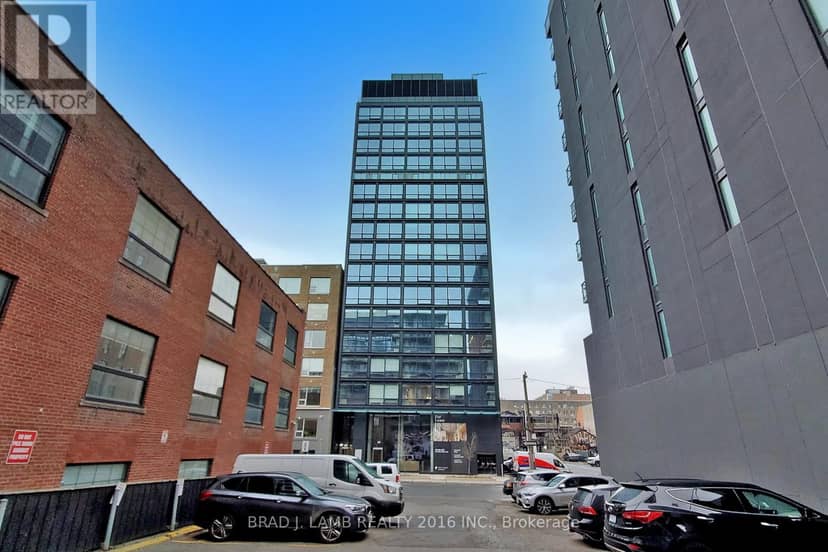 1601 - 458 Richmond Street W — photo 1 of 21