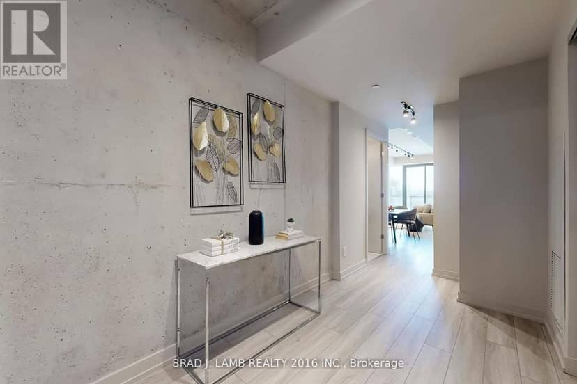 1207 - 458 Richmond Street W — photo 13 of 40