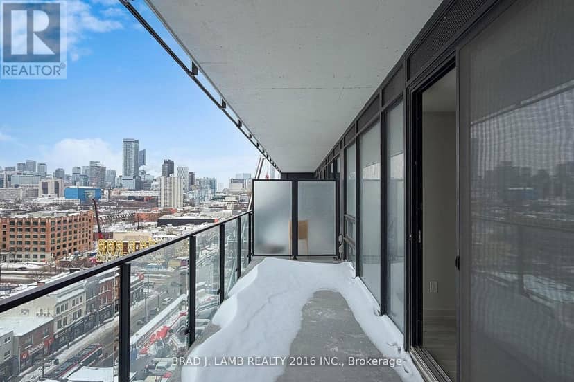 1207 - 458 Richmond Street W — photo 36 of 40