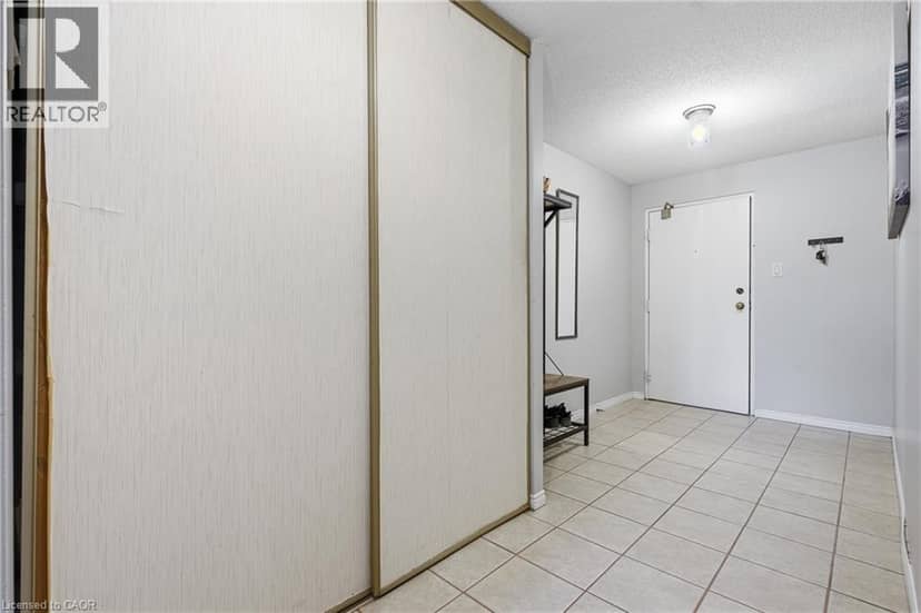 55 GREEN VALLEY Drive Unit# 1012 — photo 4 of 38