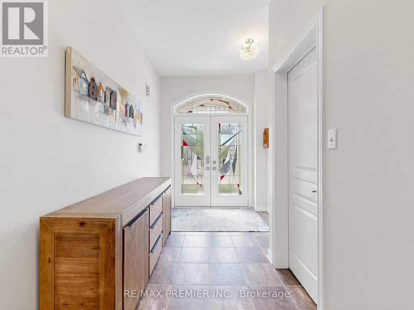 50 Ascalon Drive — photo 4 of 38