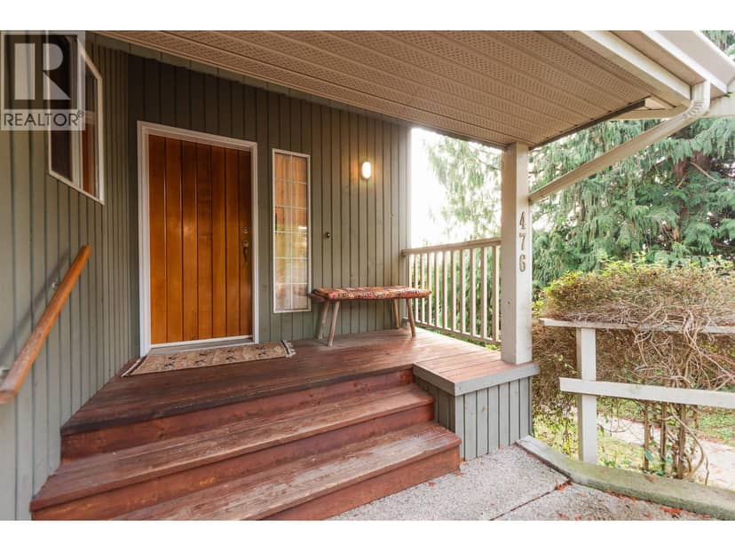 476 ABBS ROAD, Gibsons, photo 3