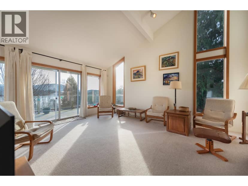 476 ABBS ROAD, Gibsons, photo 6