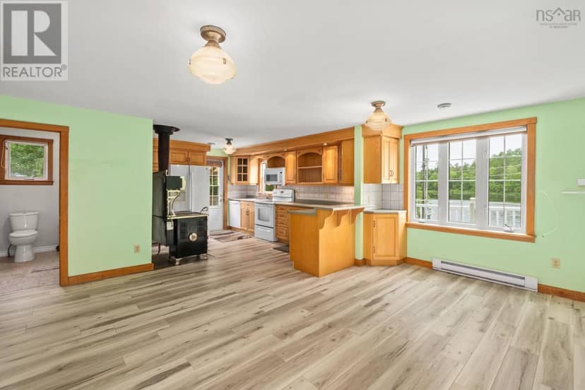 139 Smeltzer Road — photo 9 of 38