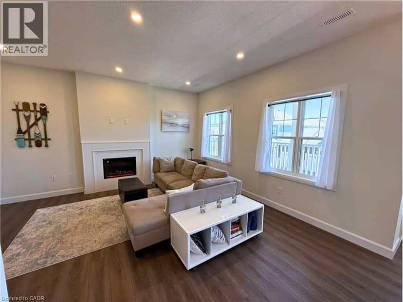 6 SHORES Lane Unit# 7 — photo 5 of 23