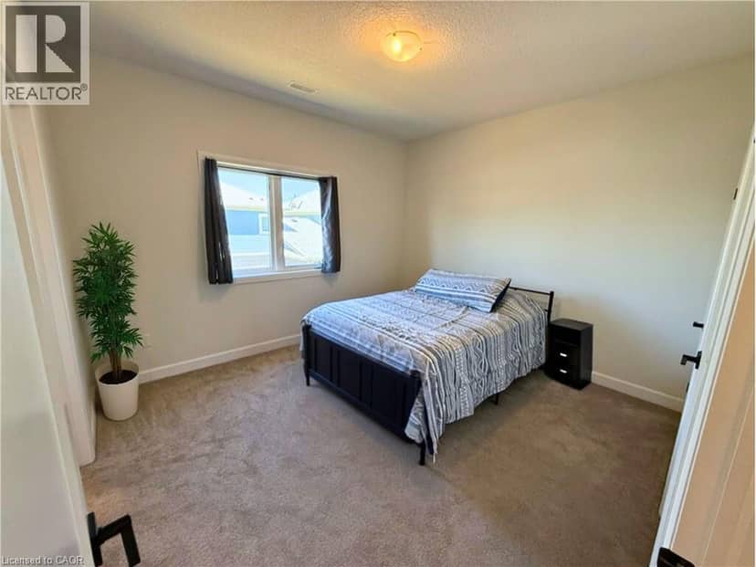 6 SHORES Lane Unit# 7 — photo 9 of 23