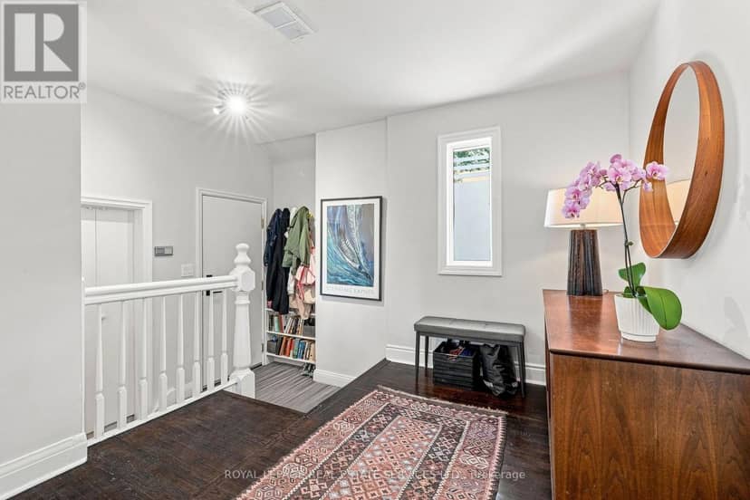 372 Trafalgar Road, Oakville, photo 6