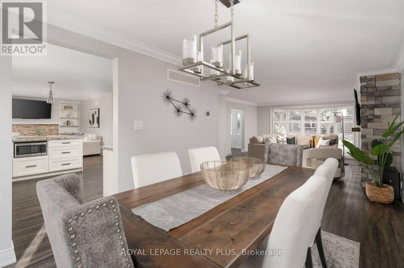 20 San Marino Crescent — photo 19 of 40