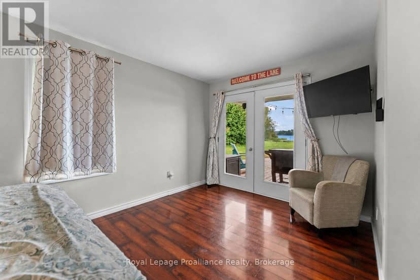 137 Lakeshore Drive — photo 22 of 40