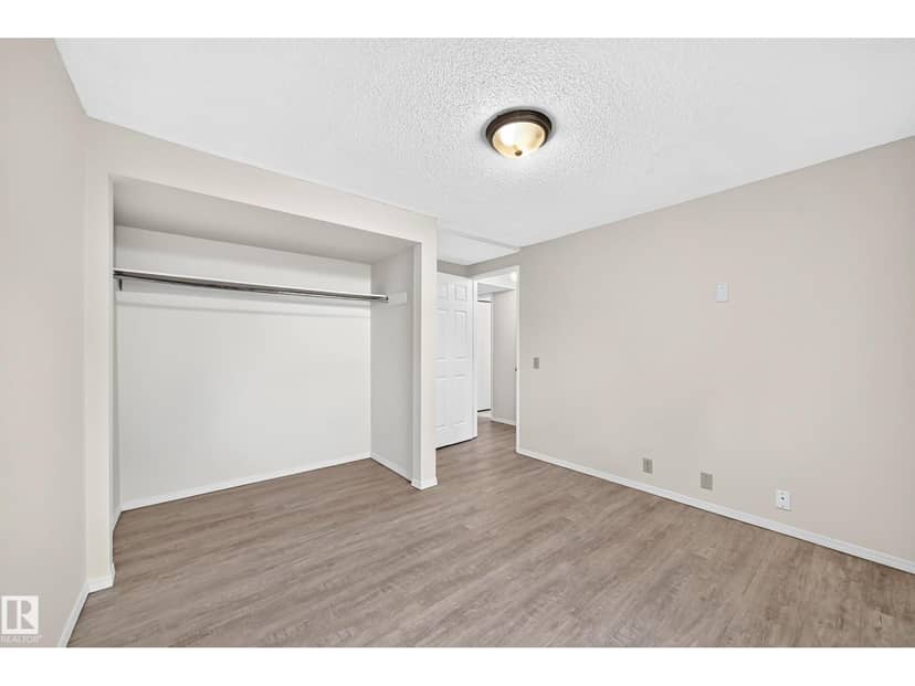 1119 38 ST NW — photo 37 of 40