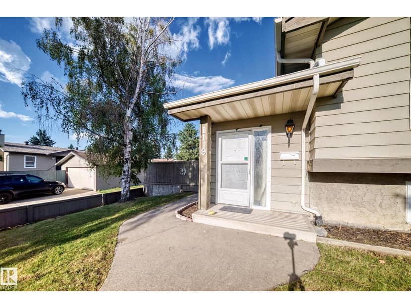 1119 38 ST NW, Edmonton, photo 2