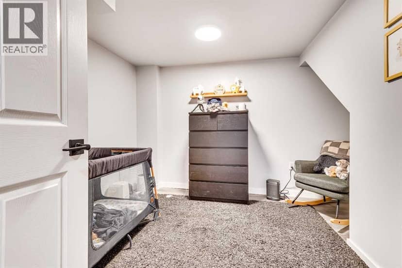 813 8 Avenue NE — photo 31 of 40