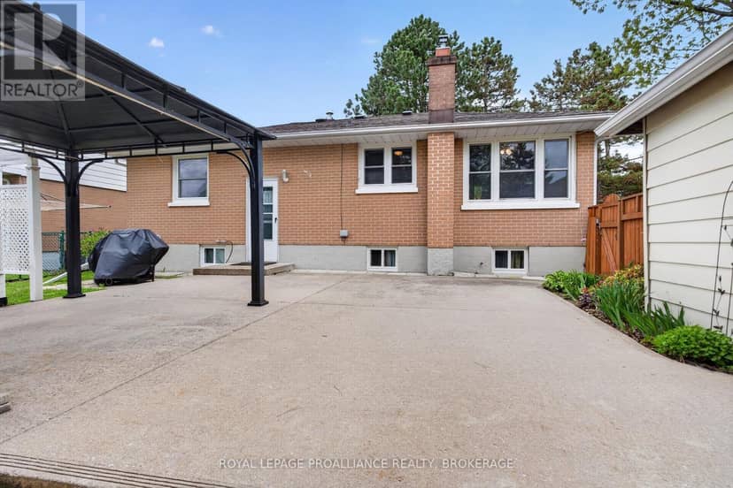 32 Lennox Street — photo 38 of 40