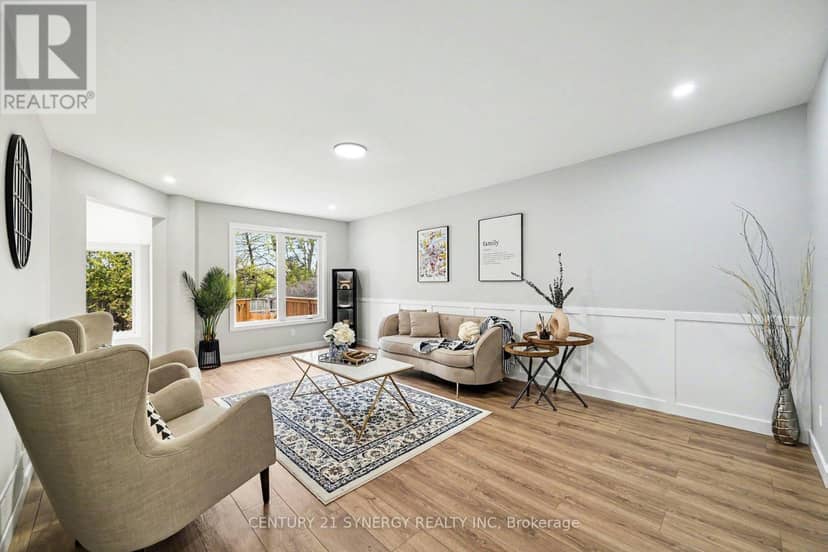 31 Willow Glen Drive — photo 8 of 36