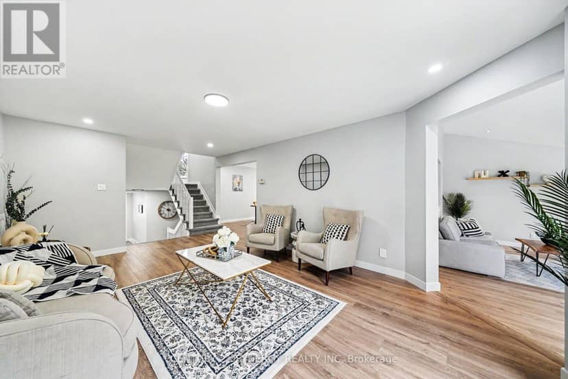 31 Willow Glen Drive — photo 9 of 36