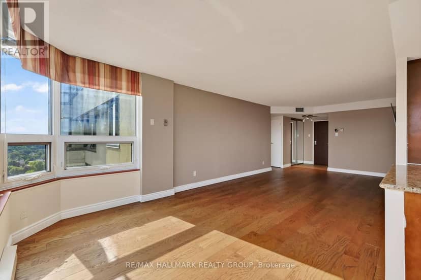 2402 - 1500 Riverside Drive — photo 13 of 40