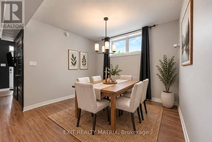 1 - 251 Capri Avenue — photo 10 of 25