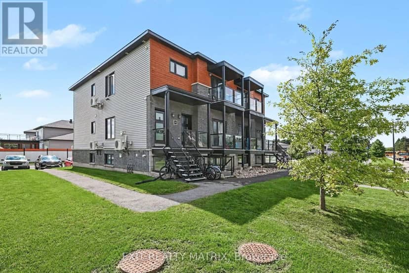 1 - 251 Capri Avenue, Russell, photo 2