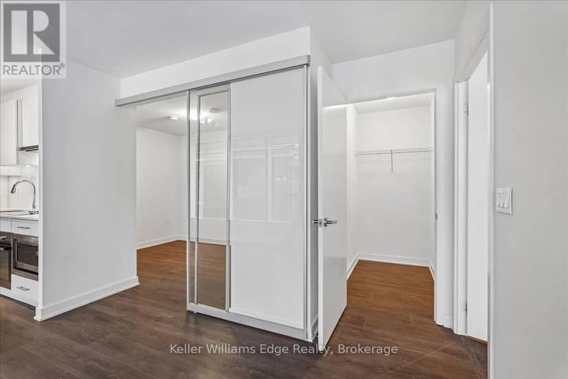 208 Nt - 99 Broadway Avenue — photo 32 of 40
