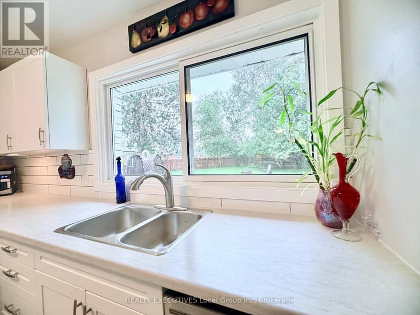 5 Ralph Place — photo 9 of 33